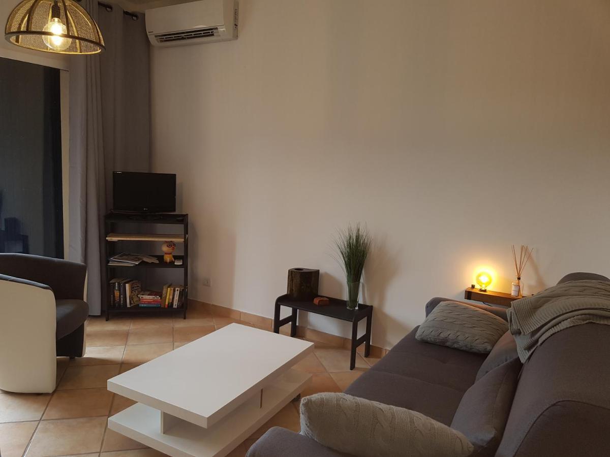 Loft Dans Cadre De Verdure Ceyreste Exterior foto